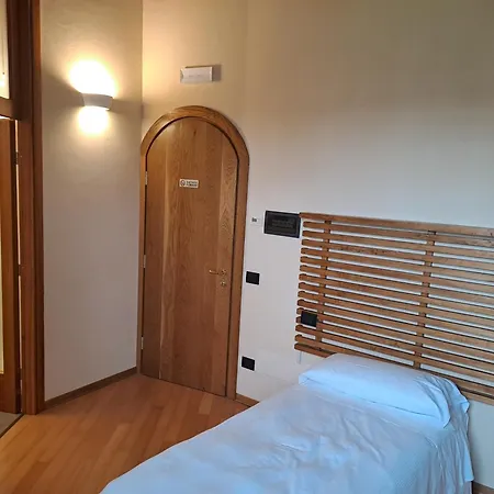 Agriturismo Cascina Farisengo Stagno Lombardo Exterior photo