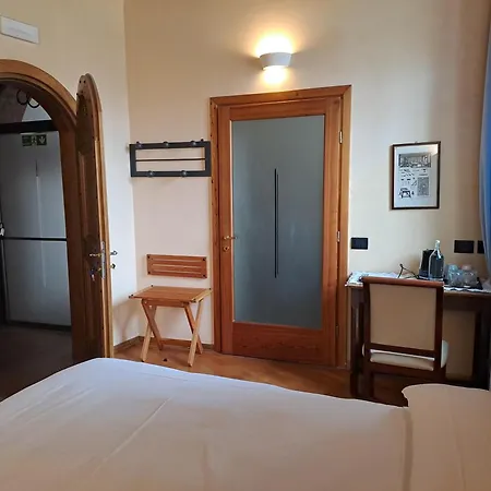 Agriturismo Cascina Farisengo Stagno Lombardo Exterior photo